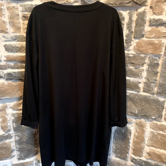 14th and Union Black long sleeve collarless top with zip front closure 2X - Picture 4 of 13